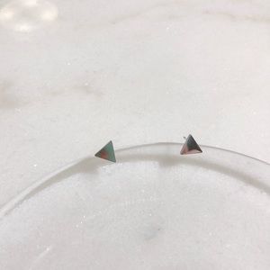 Geometric stud earrings 🔺